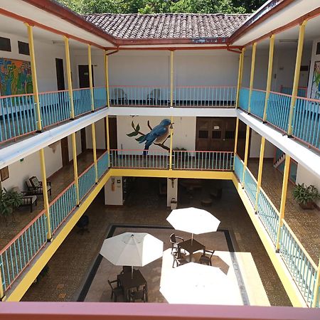 Imca Hotel Buga Buitenkant foto