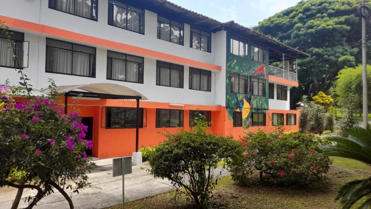 Imca Hotel Buga Buitenkant foto